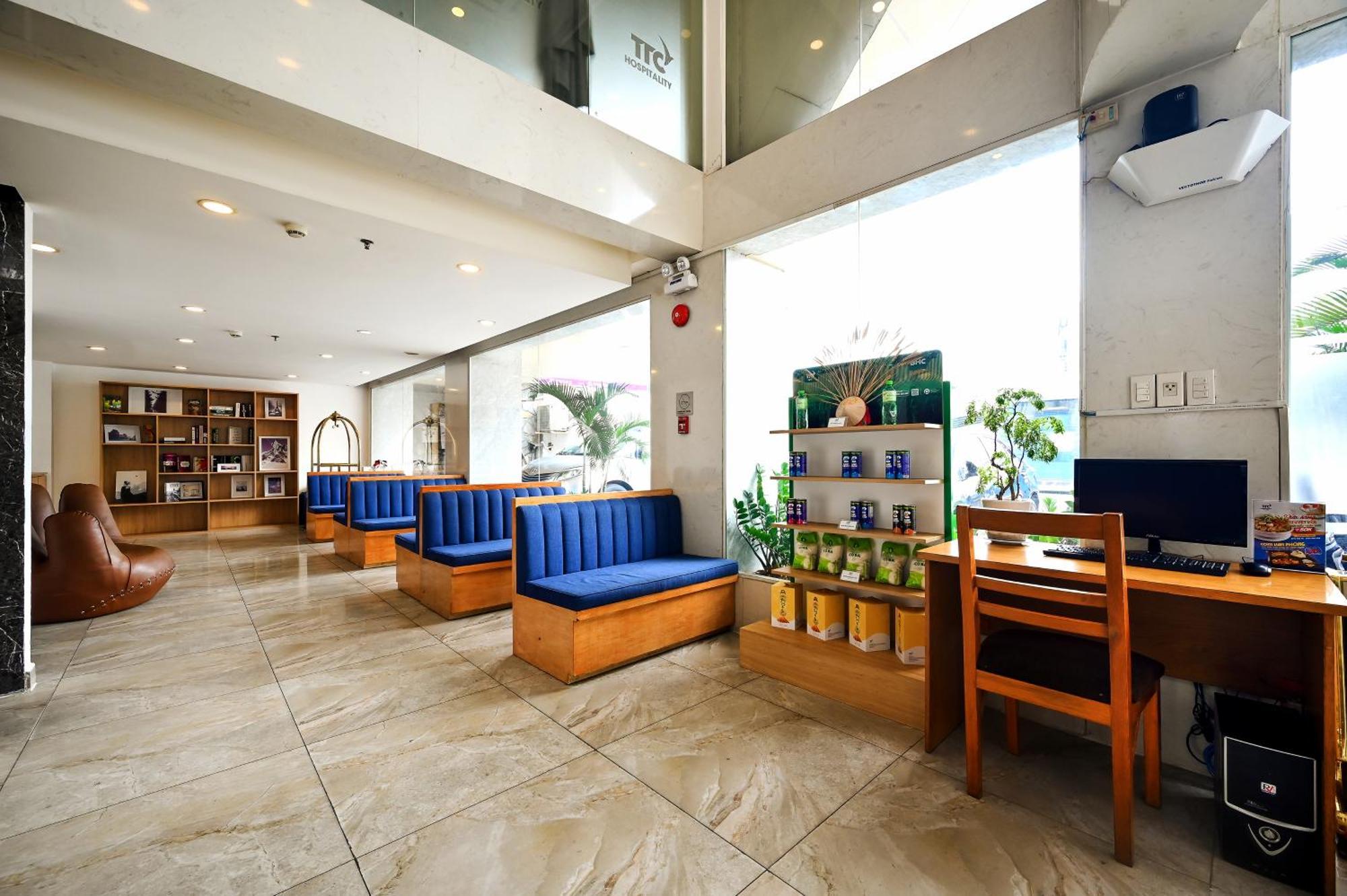 Ttc Hotel Deluxe Airport Ho Chi Minh-stad Buitenkant foto