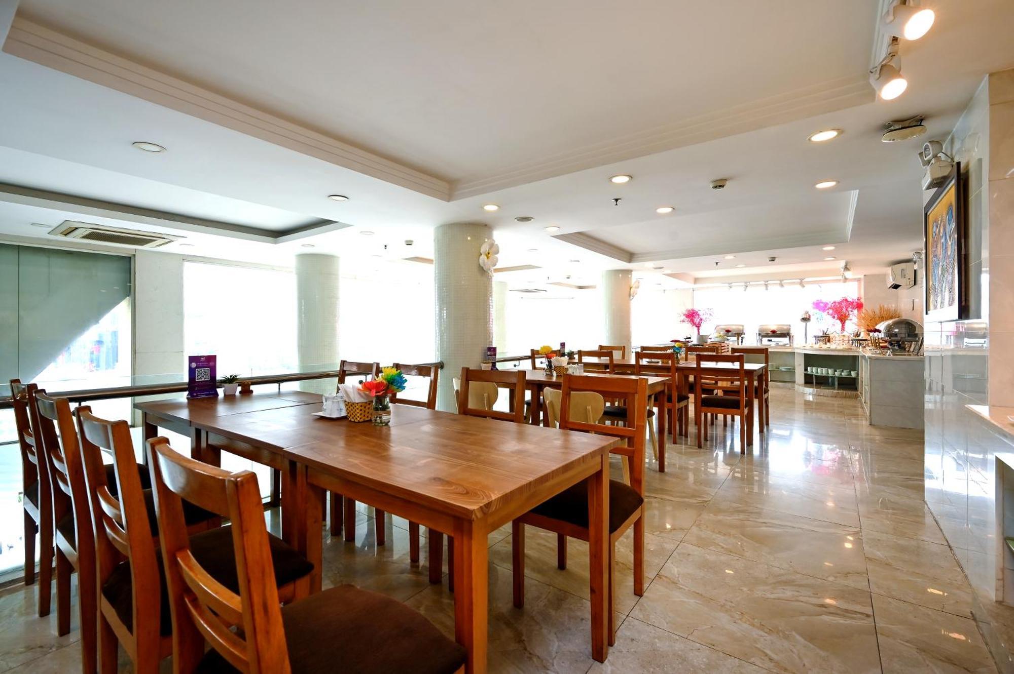 Ttc Hotel Deluxe Airport Ho Chi Minh-stad Buitenkant foto